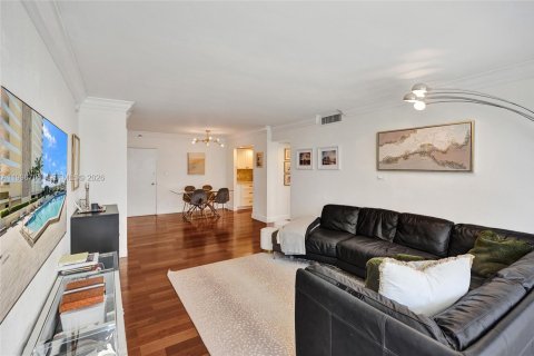 Copropriété à vendre à Miami Beach, Floride: 2 chambres, 110.55 m2 № 2060683 - photo 18