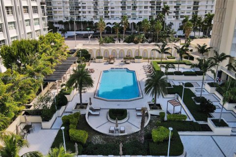 Copropriété à vendre à Miami Beach, Floride: 2 chambres, 110.55 m2 № 2060683 - photo 2