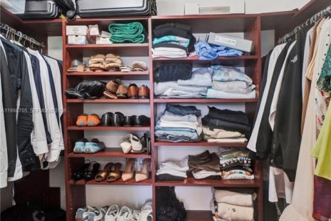 Copropriété à vendre à Miami Beach, Floride: 2 chambres, 110.55 m2 № 2060683 - photo 14