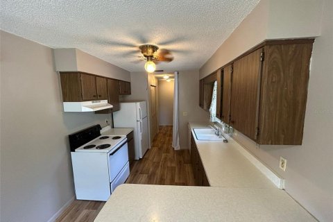 Commercial property in Gulfport, Florida 2 bedrooms, 300.91 sq.m. № 1650764 - photo 14