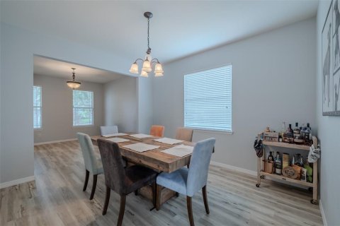 Villa ou maison à vendre à Riverview, Floride: 4 chambres, 263.01 m2 № 2356452 - photo 5