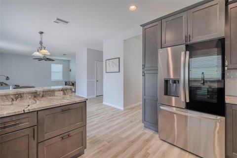 Villa ou maison à vendre à Riverview, Floride: 4 chambres, 263.01 m2 № 2356452 - photo 17