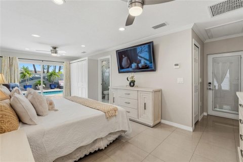 Casa en venta en Tampa, Florida, 4 dormitorios, 181.53 m2 № 2396581 - foto 16