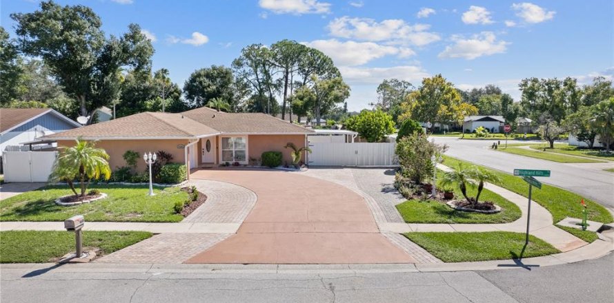 Casa en Tampa, Florida 4 dormitorios, 181.53 m2 № 2396581