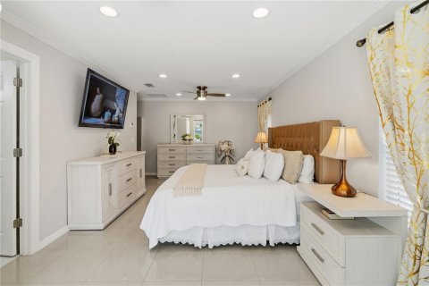 Casa en venta en Tampa, Florida, 4 dormitorios, 181.53 m2 № 2396581 - foto 17
