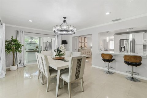 Casa en venta en Tampa, Florida, 4 dormitorios, 181.53 m2 № 2396581 - foto 13
