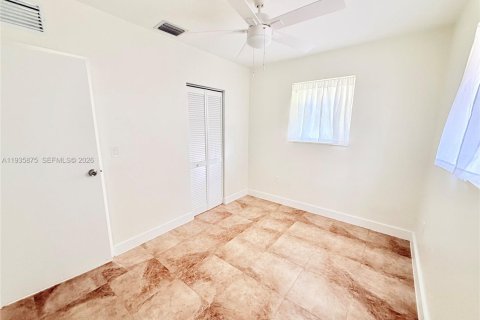 Casa en venta en Hollywood, Florida, 3 dormitorios, 85.47 m2 № 2004444 - foto 16