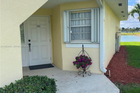 Condo in Homestead, Florida, 3 bedrooms  № 2045016