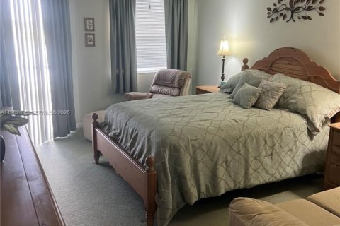 Condo in Homestead, Florida, 3 bedrooms  № 2045016 - photo 6