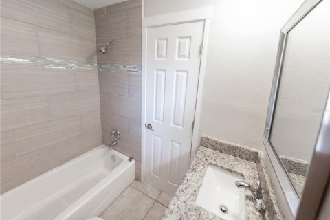 Купить виллу или дом в Тампа, Флорида 4 комнаты, 195.09м2, № 2342245 - фото 23