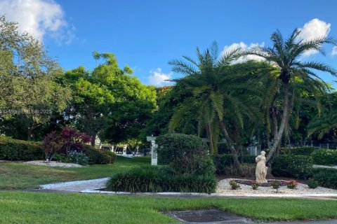 Condo in Coconut Creek, Florida, 2 bedrooms  № 1888309 - photo 3
