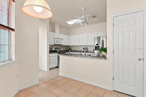 House in Gainesville, Florida 3 bedrooms, 168.71 sq.m. № 2428831 - photo 24