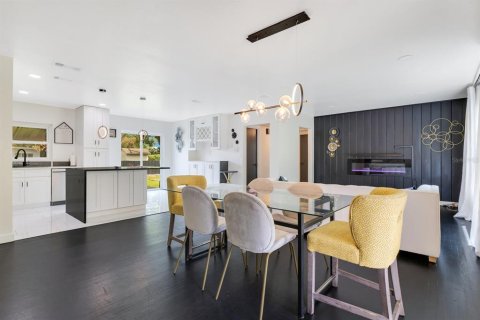 Casa en alquiler en Winter Park, Florida, 3 dormitorios, 124.95 m2 № 2202102 - foto 13