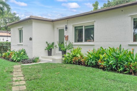 Villa ou maison à vendre à Miami Shores, Floride: 4 chambres, 125.05 m2 № 1944823 - photo 8