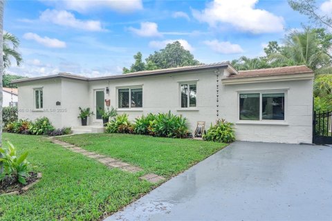 Villa ou maison à vendre à Miami Shores, Floride: 4 chambres, 125.05 m2 № 1944823 - photo 7