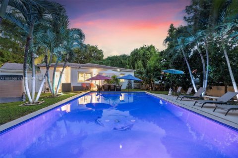 Villa ou maison à vendre à Miami Shores, Floride: 4 chambres, 125.05 m2 № 1944823 - photo 1