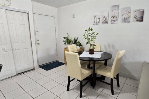 Condominio en venta en Miami, Florida, 1 dormitorio, 74.14 m2 № 1845638 - foto 4