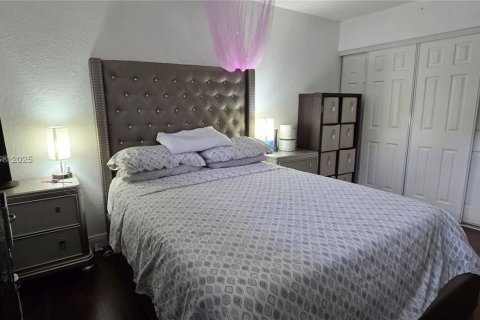 Condominio en venta en Miami, Florida, 1 dormitorio, 74.14 m2 № 1845638 - foto 6