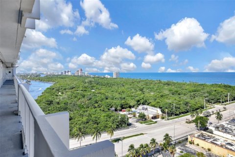 Condo in Fort Lauderdale, Florida, 3 bedrooms  № 1692051 - photo 24