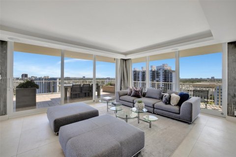 Condo in Fort Lauderdale, Florida, 3 bedrooms  № 1692051 - photo 16