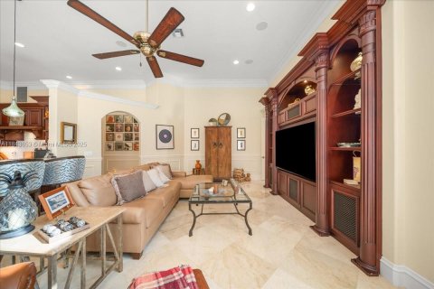 House in Weston, Florida 5 bedrooms, 402.08 sq.m. № 1842354 - photo 12
