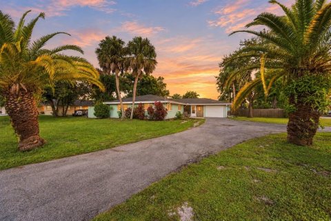 Villa ou maison à Sarasota, Floride 4 chambres, 175.59 m2 № 2423885