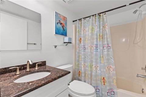Купить кондоминиум в Форт-Майерс-Бич, Флорида 3 комнаты, 75.34м2, № 2396048 - фото 18