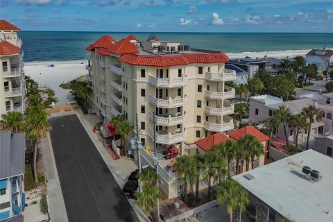Condo à Clearwater, Floride, 3 chambres  № 2377964
