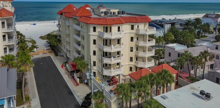 Condo à Clearwater, Floride, 3 chambres  № 2377964