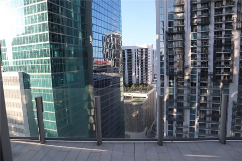 Condo in Miami, Florida, 1 bedroom  № 2052797 - photo 13