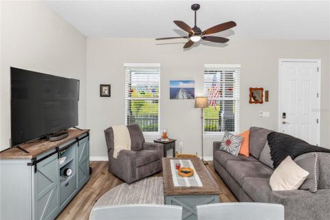 Casa en venta en New Smyrna Beach, Florida, 3 dormitorios, 165.27 m2 № 2384120 - foto 6