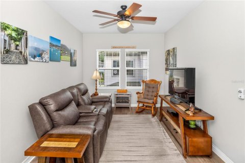 Casa en venta en New Smyrna Beach, Florida, 3 dormitorios, 165.27 m2 № 2384120 - foto 17