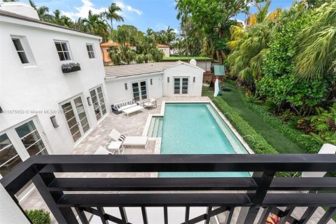 Casa en venta en Miami Beach, Florida, 6 dormitorios, 481.33 m2 № 1924250 - foto 25