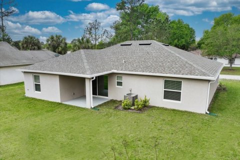 House in Palm Coast, Florida 4 bedrooms, 153.66 sq.m. № 1801781 - photo 13