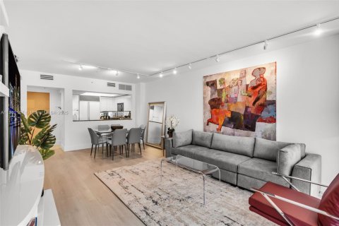 Condominio en venta en Miami Beach, Florida, 1 dormitorio, 87.33 m2 № 1953478 - foto 4
