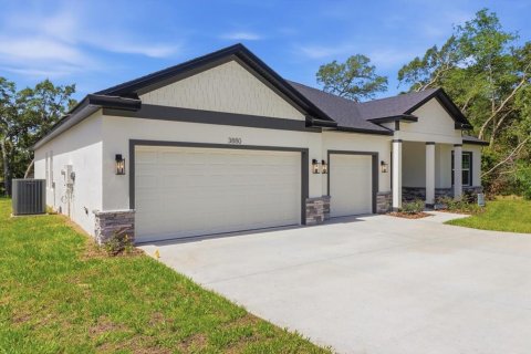 House in Ocala, Florida 4 bedrooms, 230.21 sq.m. № 2202254 - photo 2