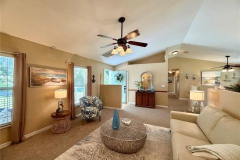 Villa ou maison à vendre à Ocklawaha, Floride: 3 chambres, 159.05 m2 № 2342614 - photo 9