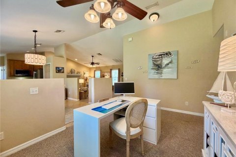 Villa ou maison à vendre à Ocklawaha, Floride: 3 chambres, 159.05 m2 № 2342614 - photo 16