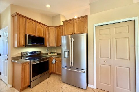 Villa ou maison à vendre à Ocklawaha, Floride: 3 chambres, 159.05 m2 № 2342614 - photo 19