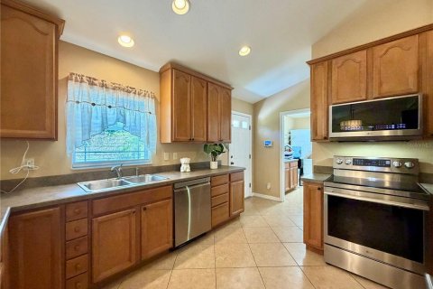 Villa ou maison à vendre à Ocklawaha, Floride: 3 chambres, 159.05 m2 № 2342614 - photo 18