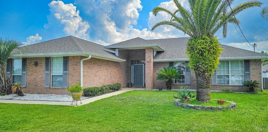 House in Palm Coast, Florida 4 bedrooms, 167.6 sq.m. № 1855557