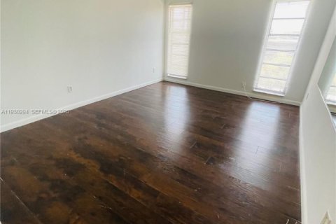 Condominio en alquiler en Lauderdale Lakes, Florida, 2 dormitorios, 113.34 m2 № 1989108 - foto 25