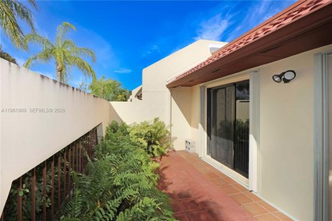 Adosado en venta en Miami, Florida, 3 dormitorios, 133.87 m2 № 2045276 - foto 16