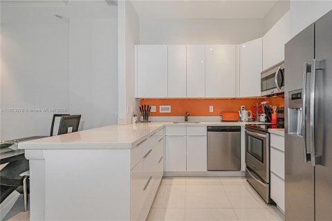 Condominio en alquiler en Miami Beach, Florida, 1 dormitorio, 83.61 m2 № 1787227 - foto 13