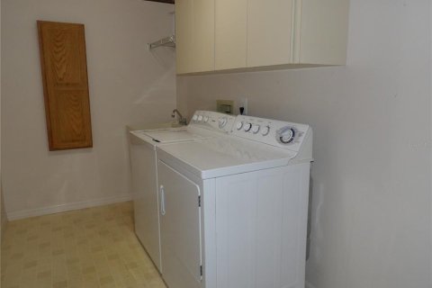 Купить виллу или дом в Лейкленд, Флорида 14 комнат, 259.48м2, № 2305184 - фото 29