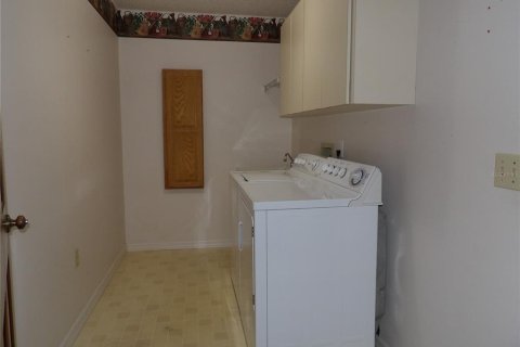 Купить виллу или дом в Лейкленд, Флорида 14 комнат, 259.48м2, № 2305184 - фото 30