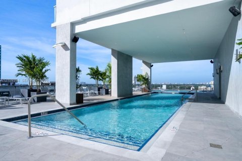 Condo in Miami, Florida  № 2428240 - photo 7