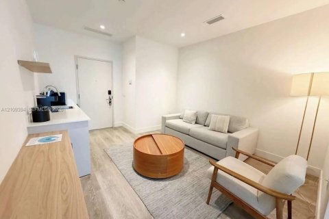 Studio in the Condo in Miami, Florida  № 2428240
