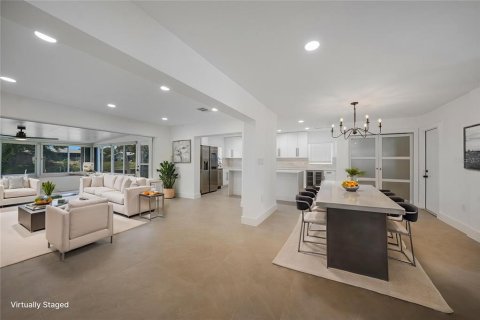 Villa ou maison à vendre à Punta Gorda, Floride: 4 chambres, 205.22 m2 № 1662705 - photo 12