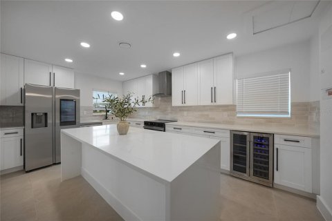 Villa ou maison à vendre à Punta Gorda, Floride: 4 chambres, 205.22 m2 № 1662705 - photo 11